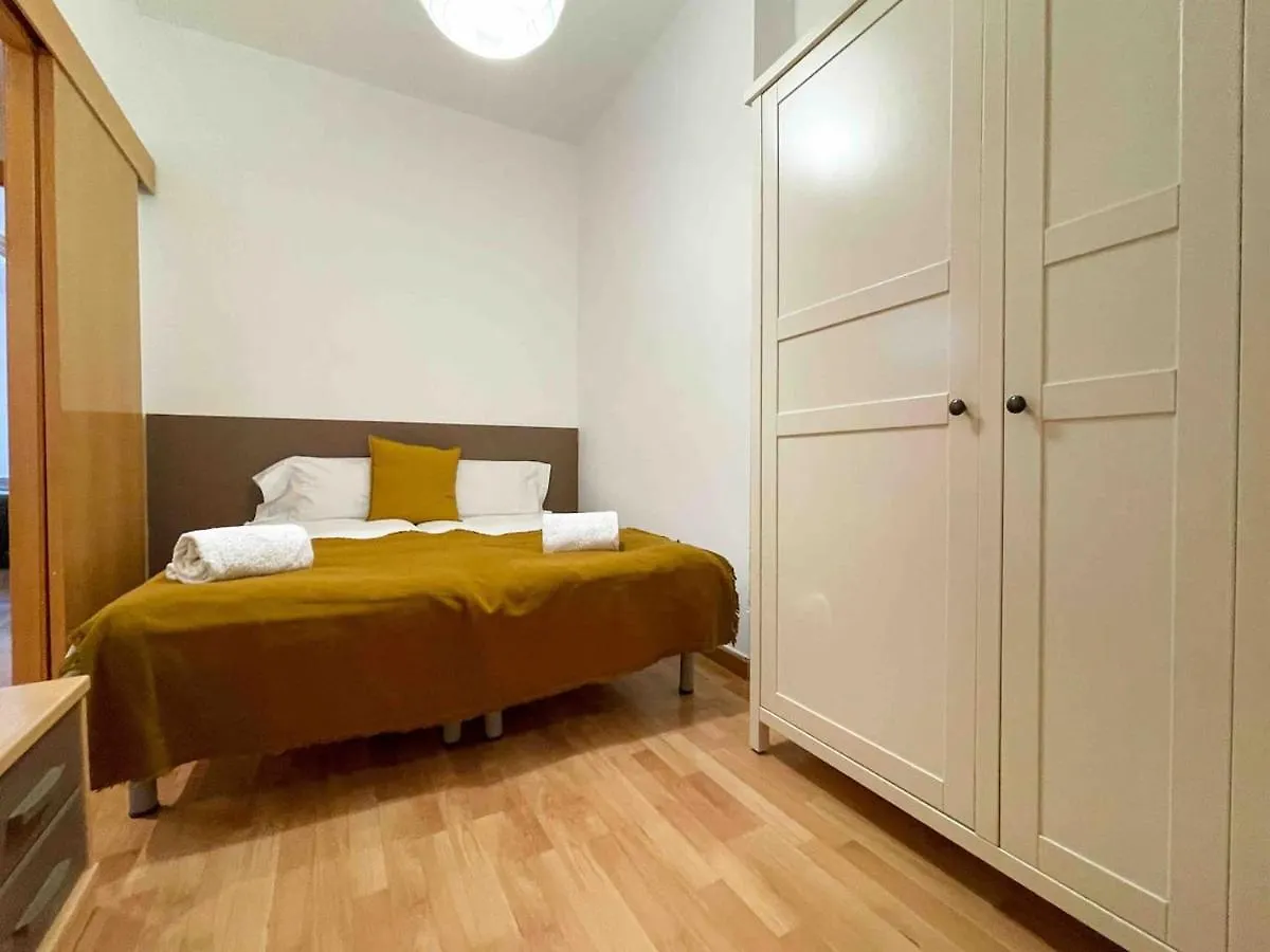 Apartment Hostourist@Bcn Apartamento Monumental Barcelona